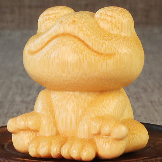 HKM-110547 Smiling Frog Bamboo Carving Ornament - Cute 5cm Décor for Gifts and Collectibles