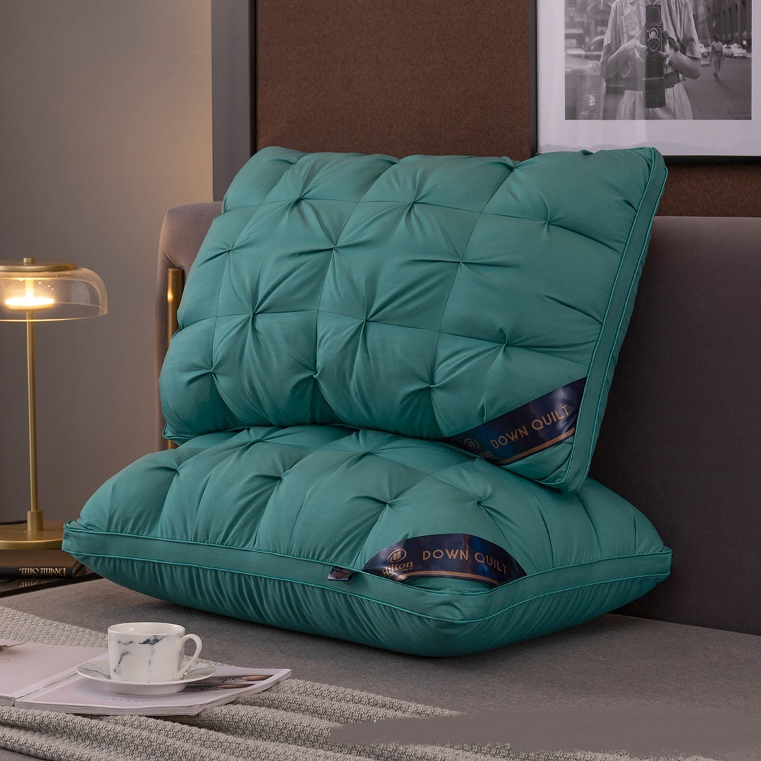 HKM-110739 Twisted Single Feather Velvet Pillow with Polyester Fiber Filling