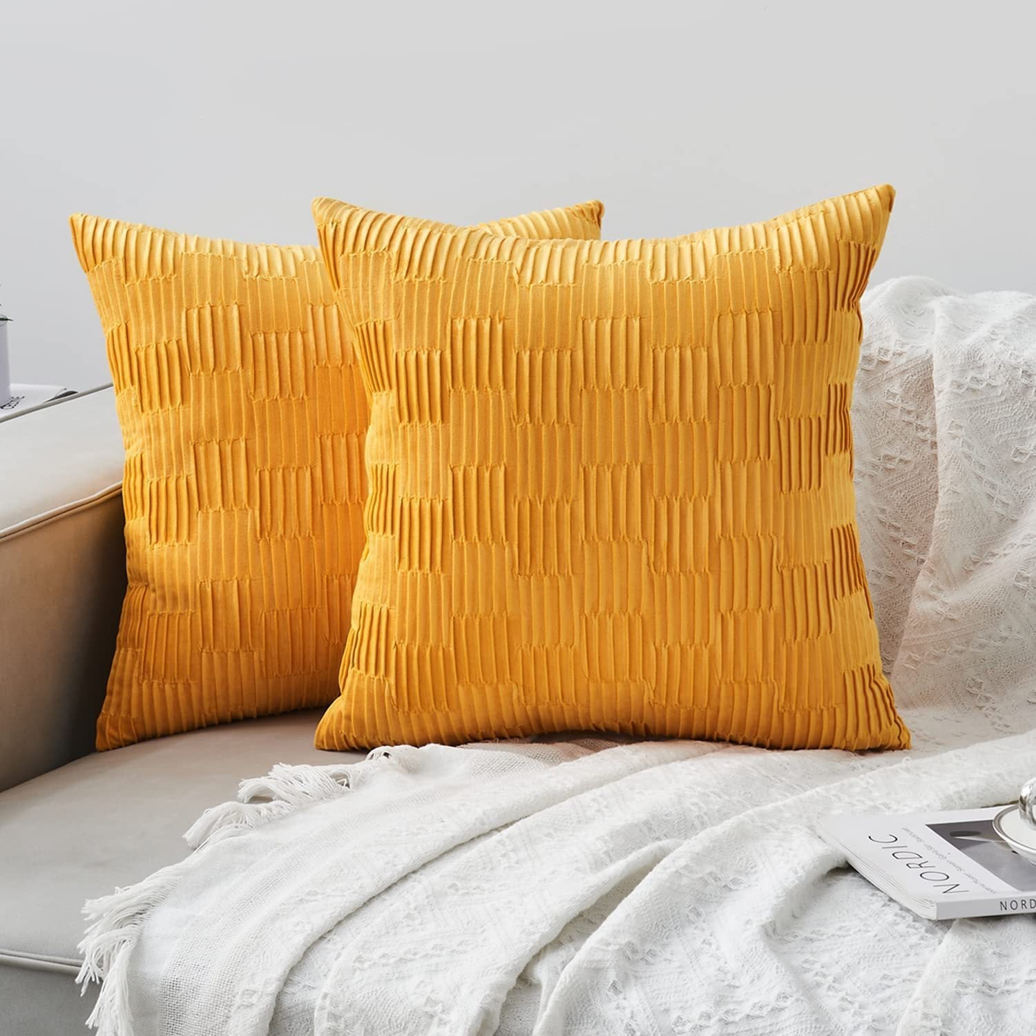 HKM-111827 Velvet Striped and Plaid Pillow Cover for Sofa and Car - Soft, Modern 45x45cm Cushion Cover