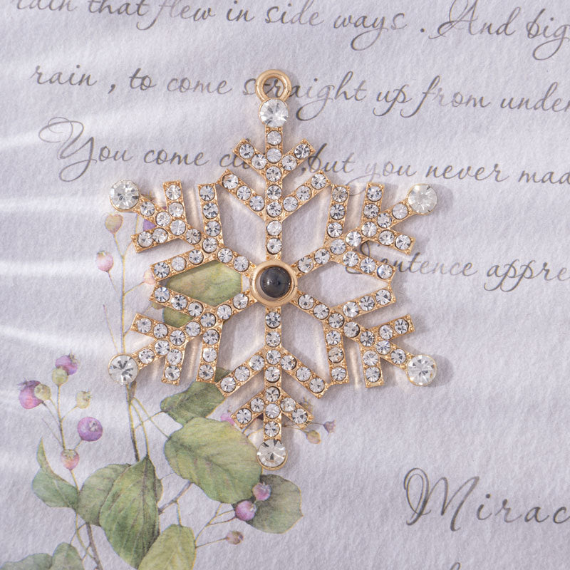 HKM-113875 Snowflake Projection Necklace in Silver, Rose Gold, and Gold - Elegant Alloy Design