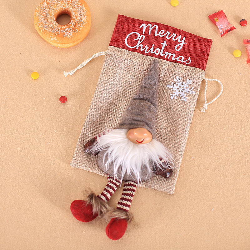 HKM-118803 Forester Linen Gift Bag with Red or Grey Hat – 16.5 x 27 CM