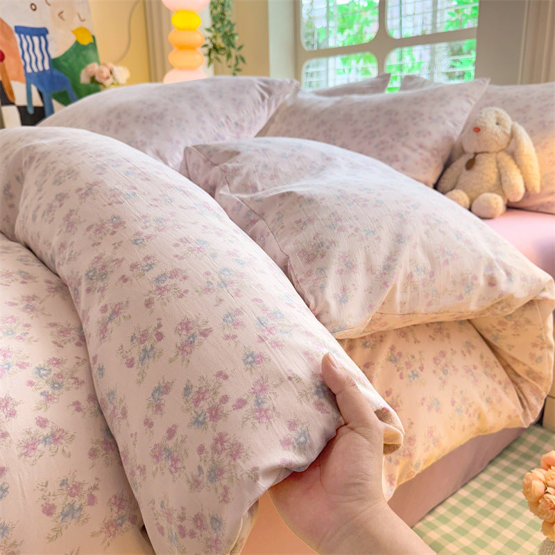 KTX-119315 Super Soft Glutinous Clouds Cotton Four-Piece Bedding Set with Floral Design