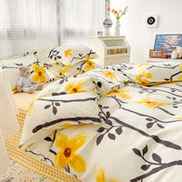 HKM-125267 Geometric Pattern Four-Piece Bedding Set with Quilt Covers in Multiple Sizes