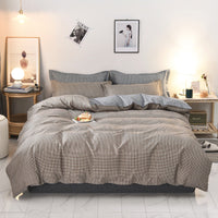 HKM-125267 Geometric Pattern Three-Piece Bedding Set with Quilt Cover and Pillowcases