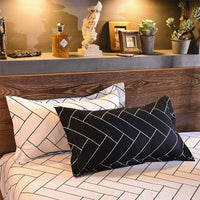 HKM-125267 Geometric Pattern Three-Piece Bedding Set with Quilt Cover and Pillowcases