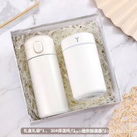 HKM-126035 Elegant Ceramic Business Partner Gift Set in White and Green - Creative European Style, 20*8.5