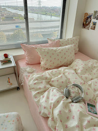 HKM-133331 Small Flower Cotton Bed Sheet Set – Four-Piece Bedding Collection for Various Bed Sizes