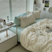 HKM-133331 Small Flower Cotton Bed Sheet Set – Four-Piece Bedding Collection for Various Bed Sizes