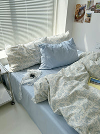 HKM-133331 Small Flower Cotton Bed Sheet Set – Four-Piece Bedding Collection for Various Bed Sizes