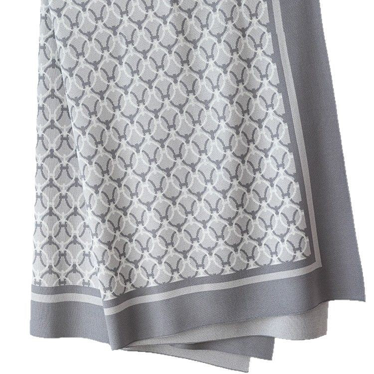 HKM-136467 Retro Geometric Chenille Knit Blanket in Olive and Light Gray for All-Season Decor