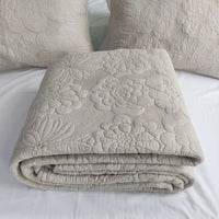HKM-137619 Cotton Thickened White and Beige Camellia Embroidery Three-Piece Bedcover Set