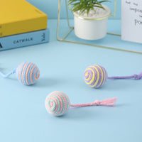 HKM-138067 Sisal Ball Cat Toy with Multi-Color Options for Interactive Play