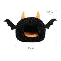 HKM-146643 Halloween Little Devil Plush Pet Bed – Fully Enclosed Warm Kennel for Comfort and Privacy