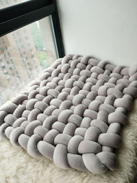 HKM-149971 Hand-Woven Anti-Slip Climbing Mat for Kids Room Decoration - Light Gray Pink, 85x70cm