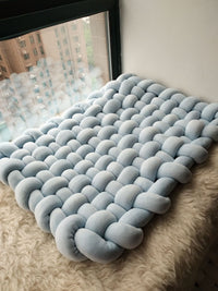 HKM-149971 Hand-Woven Anti-Slip Climbing Mat for Kids Room Decoration - Light Gray Pink, 85x70cm