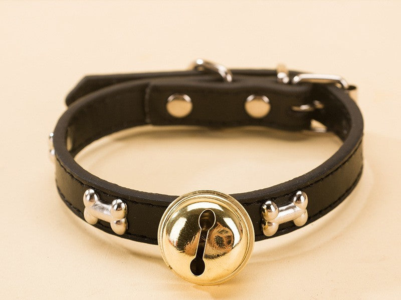 HKM-150995 Pet Claw Print Bone Collar with Alloy Bell - Available in Red, Black, Pink, and Brown