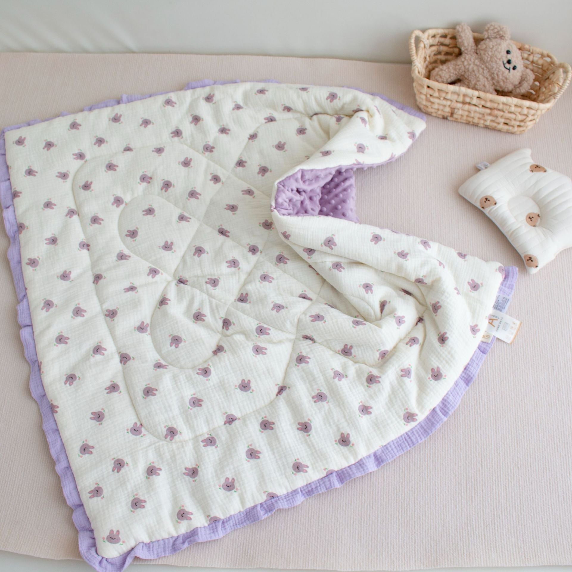 HKM-151699 Cozy Ruffled Cotton Quilt for Kids - Autumn & Winter Designs, 100x100cm