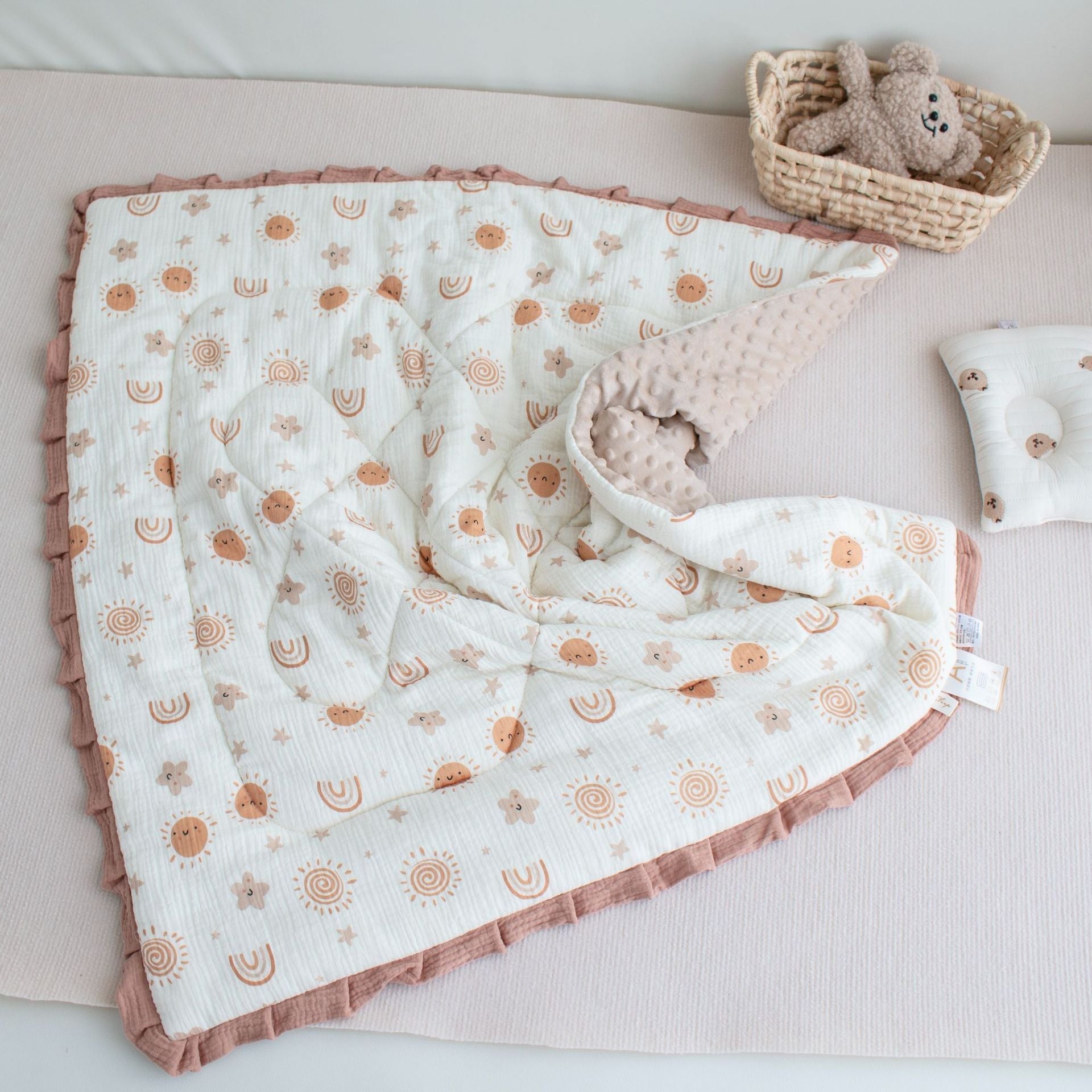 HKM-151699 Cozy Ruffled Cotton Quilt for Kids - Autumn & Winter Designs, 100x100cm