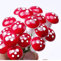 HKM-152211 Small Red Moss Mushroom Decoration Simulation for Miniature Gardens