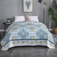 HKM-153747 Cooling Summer Quilt - Plush Polyester Cotton Bed Cover with Floral Pattern, 220x240CM