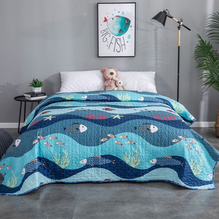 HKM-153747 Cooling Summer Quilt - Plush Polyester Cotton Bed Cover with Floral Pattern, 220x240CM