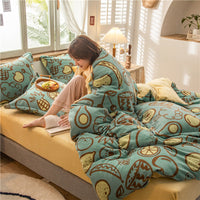 HKM-156051 Four-Piece Milk Velvet Bedding Set for Autumn and Winter