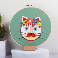 HKM-158035 DIY Handmade Embroidery Kit - European Abstract Cat Designs on Cotton Cloth