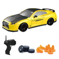 HKM-158611 1:24 Scale RC Mini Drift Car - 4WD Electric Remote Control for Indoor/Outdoor Fun, Ready-to-Go Model