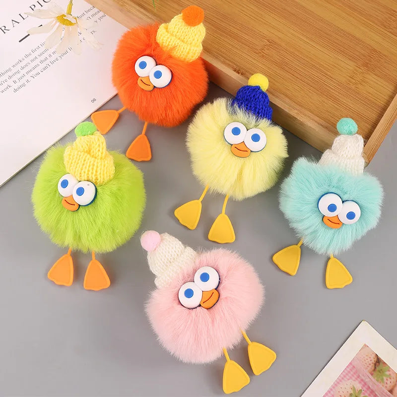 HKM-160019 Plush Duckling Keychain – Soft Fur Ball Pendant for Bags, Backpacks, and Keys