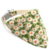HKM-163347 Pet Triangular Scarf Collar in Floral Designs - Adjustable Nylon Collars with Optional Binder
