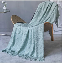 HKM-164947 Diamond-Shaped Travel Fleece Blanket - Soft Acrylic Material, Multiple Colors Available, Warm & Cozy Design