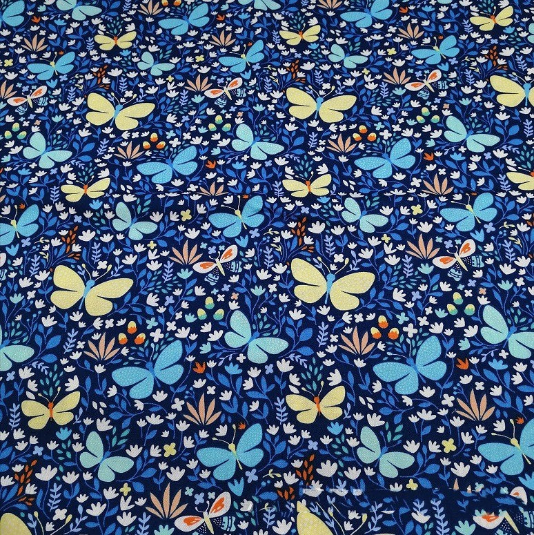 HKM-165779 Floral Pattern Cotton Twill Fabric for DIY Projects and Bedding, 160cm Wide, 100% Cotton