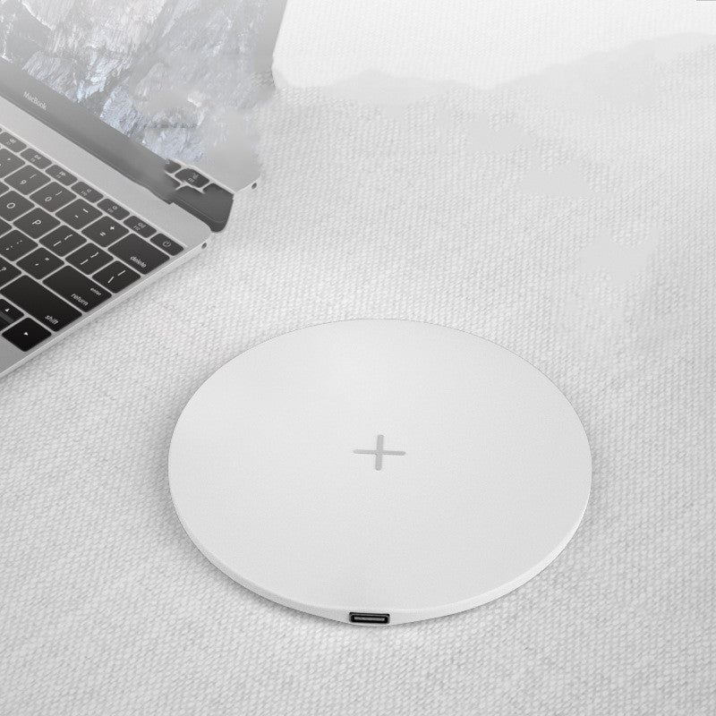 HKM-166995 Elegant Wireless Desktop Charger for Mobile Devices - Available in White and Black