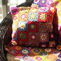 HKM-171539 Nordic Hand Hook Flower Design Pillow Cover - 40x40 cm