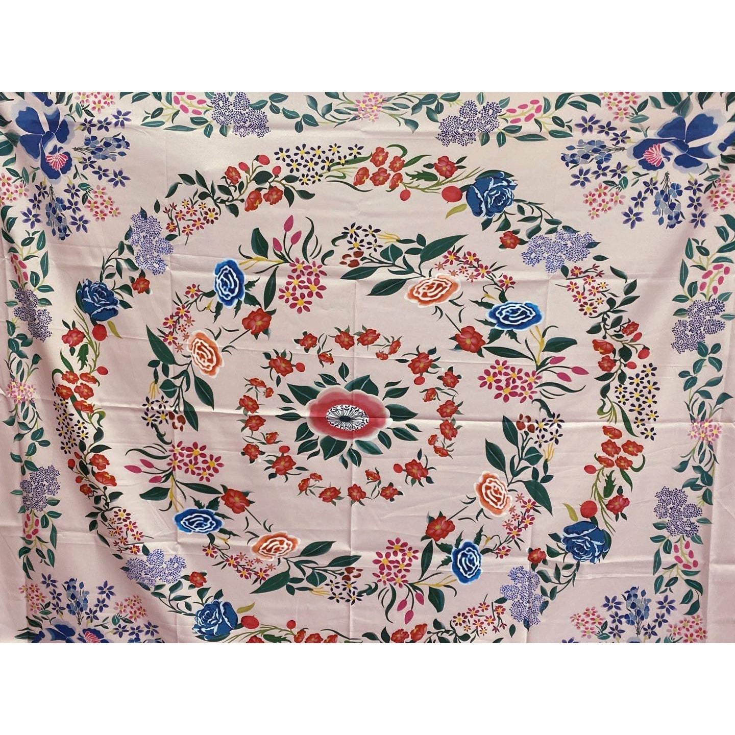 HKM-172243 Artistic Flower Embroidery Tapestry - 100% Polyester, 130x150 cm for Home Decor