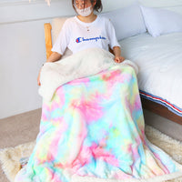 HKM-172691 Ultra Soft Rainbow Faux Fur Blanket – Microfiber Sherpa for Couch and Bed, 130x160cm/160x200cm