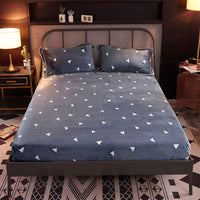 HKM-173651 Thick Velvet Flannel Bedspread with Pillowcases for Cozy Comfort