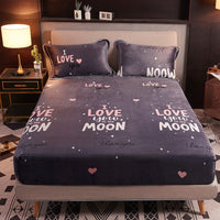 HKM-173651 Thick Velvet Flannel Bedspread with Pillowcases for Cozy Comfort