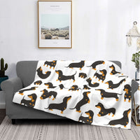 HKM-178131 Flannel Cartoon Blanket for All Seasons, Soft Polyester Material