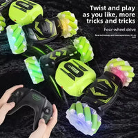 HKM-181011 Remote-Controlled Dual-Sided Stunt Car with Spray and Lights - 4WD Climbing Vehicle for Ages 5 and Up