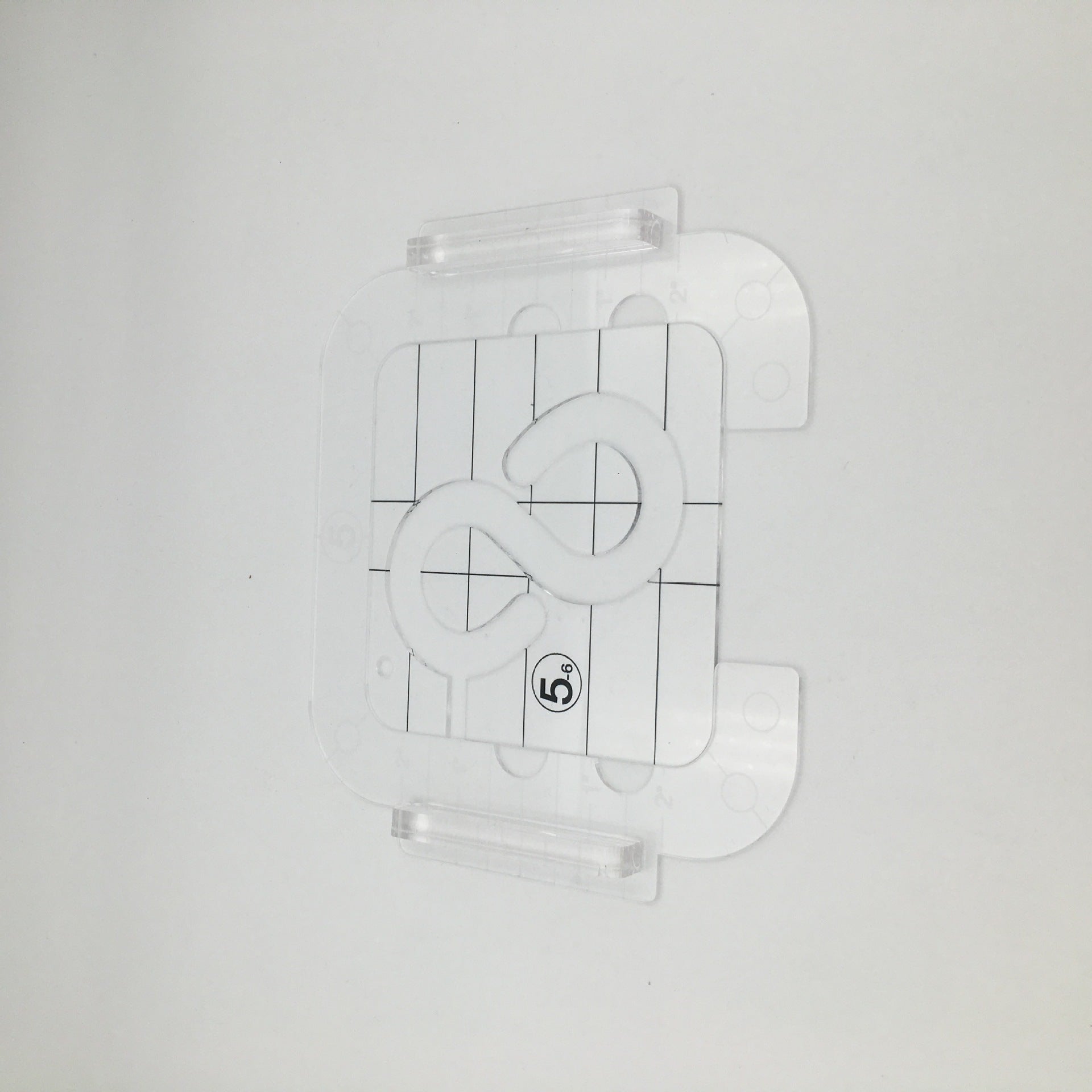 HKM-181587 Shaped Hollow Sewing Kit for Quilting and Stitching Craft Projects