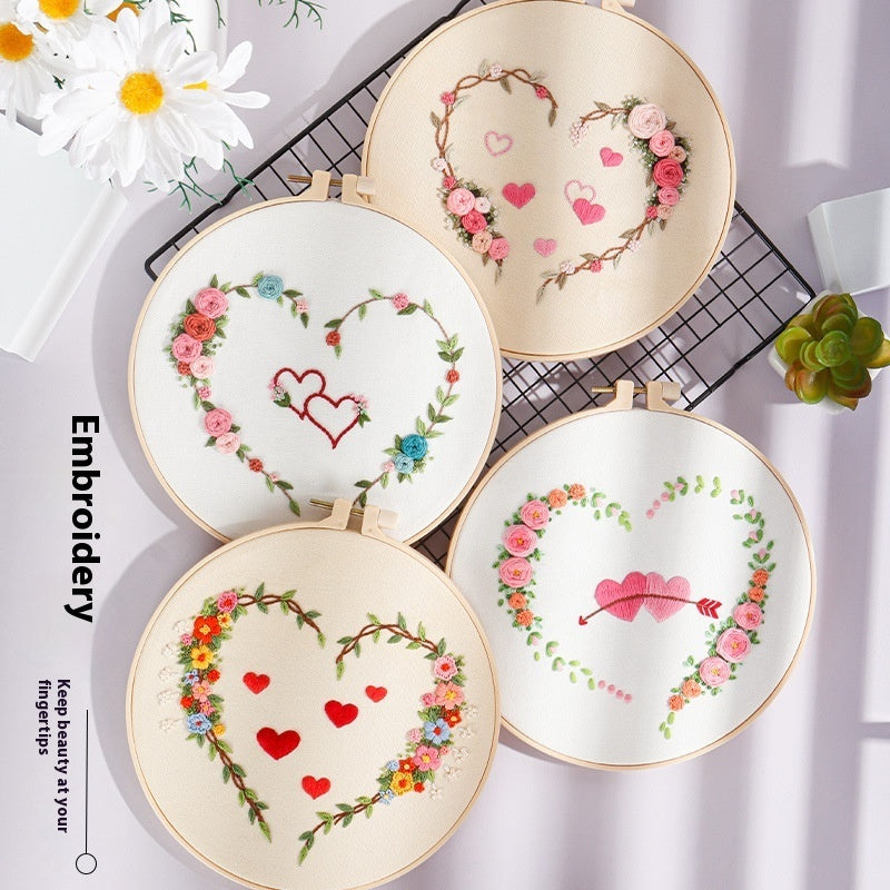 KTX-185043 DIY Heart-to-Heart Embroidery Kit for Valentine's Day - Cotton Cloth with 20cm Bamboo Ring and Taboret