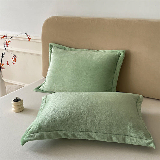 HKM-186323 Solid Color Milk Fiber Pillowcase in Thick Coral Fleece - Nordic Style 48cm x 74cm