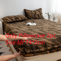 HKM-191955 Class A Thickened Thermal Velvet Bedspread with Plant and Flower Pattern - Milk Fiber Fitted Sheet Set