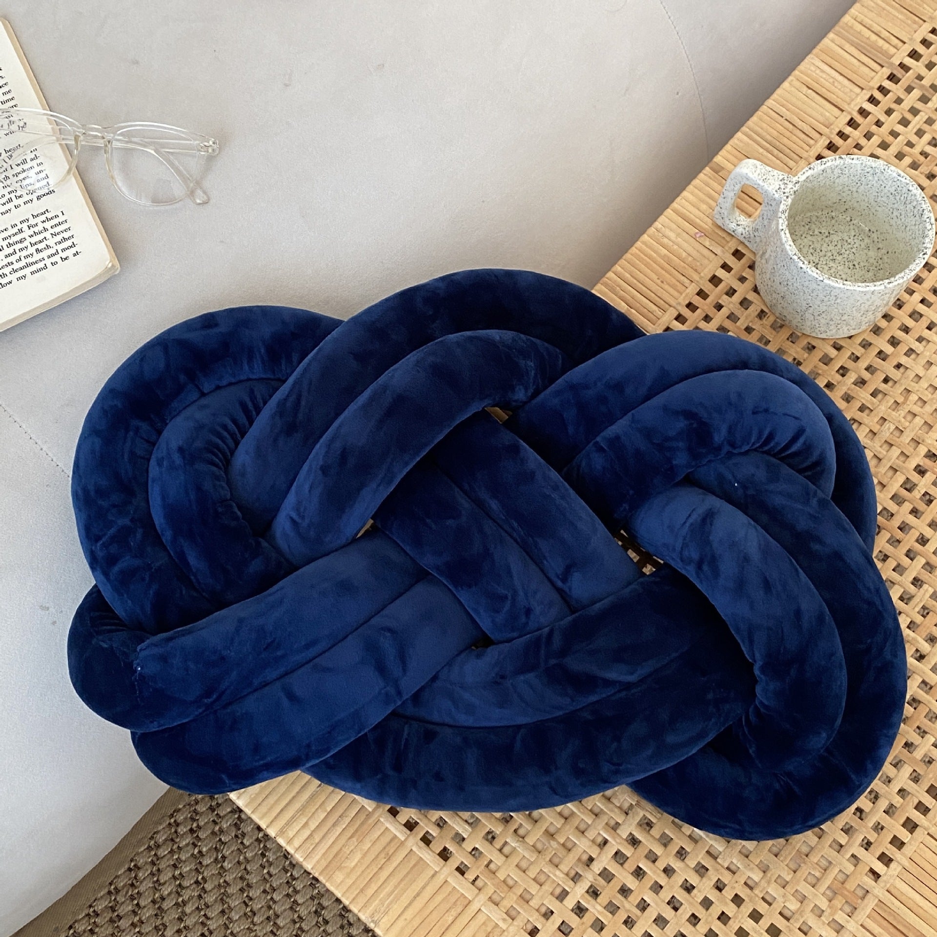 HKM-192915 Personalized Plush Throw Pillow in Solid Colors - Modern Design