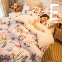 HKM-201171 Milk Velvet Thickened Cashmere Quilt for Warm Comfort