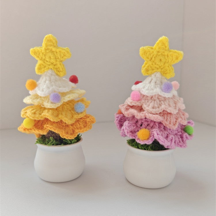 HKM-202131 Handmade Crocheted Wool Christmas Tree Pot Decoration for Desktop Display
