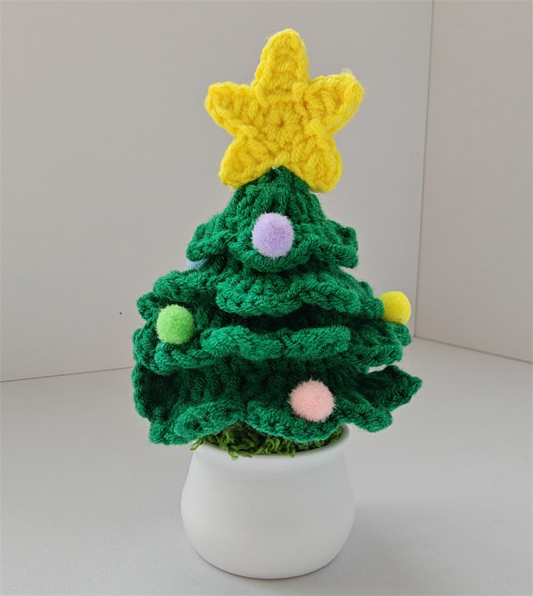 HKM-202131 Handmade Crocheted Wool Christmas Tree Pot Decoration for Desktop Display