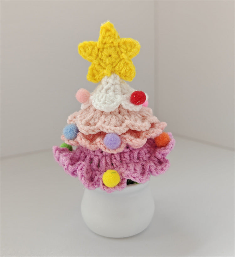 HKM-202131 Handmade Crocheted Wool Christmas Tree Pot Decoration for Desktop Display