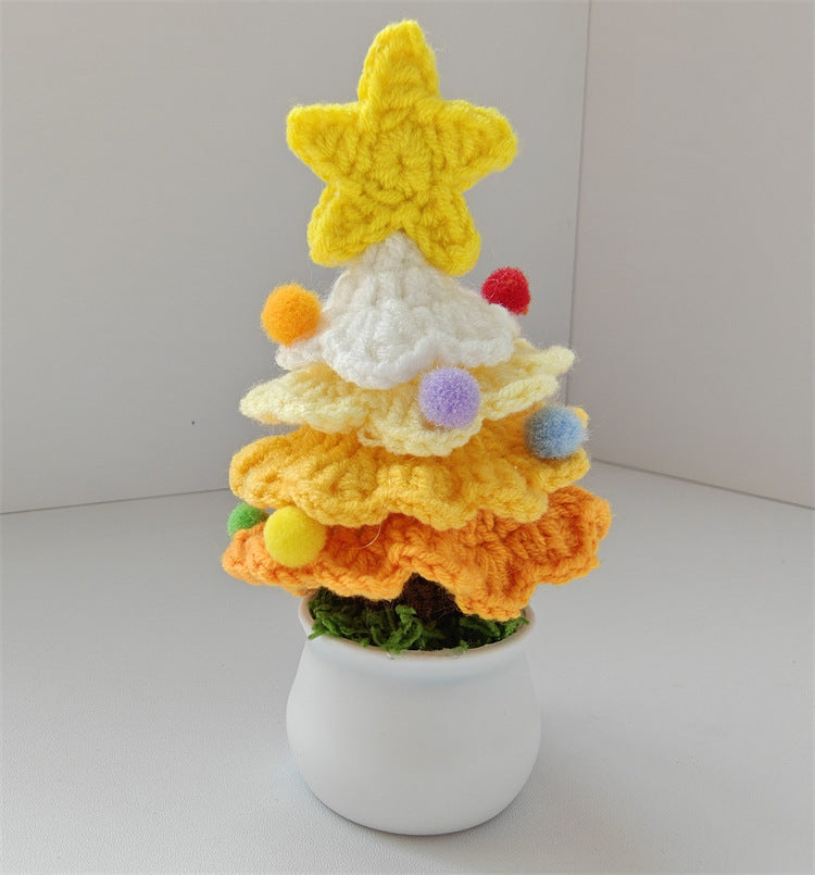 HKM-202131 Handmade Crocheted Wool Christmas Tree Pot Decoration for Desktop Display